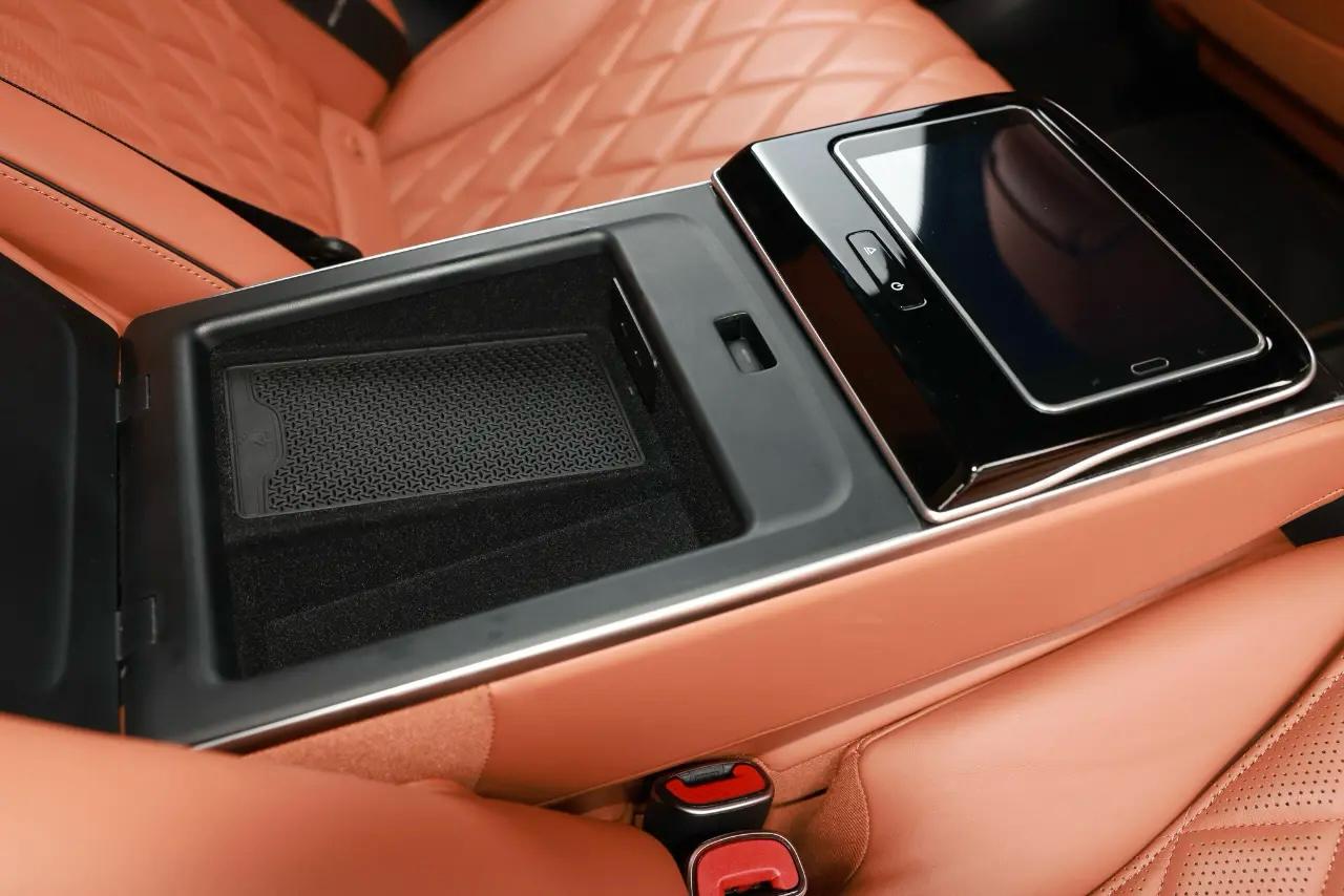 Mercedes-Benz S-Class  2022