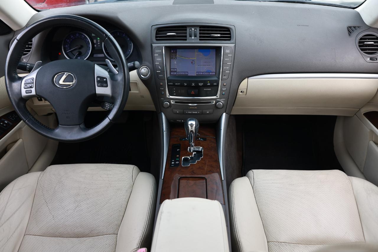 Lexus IS 250  2013