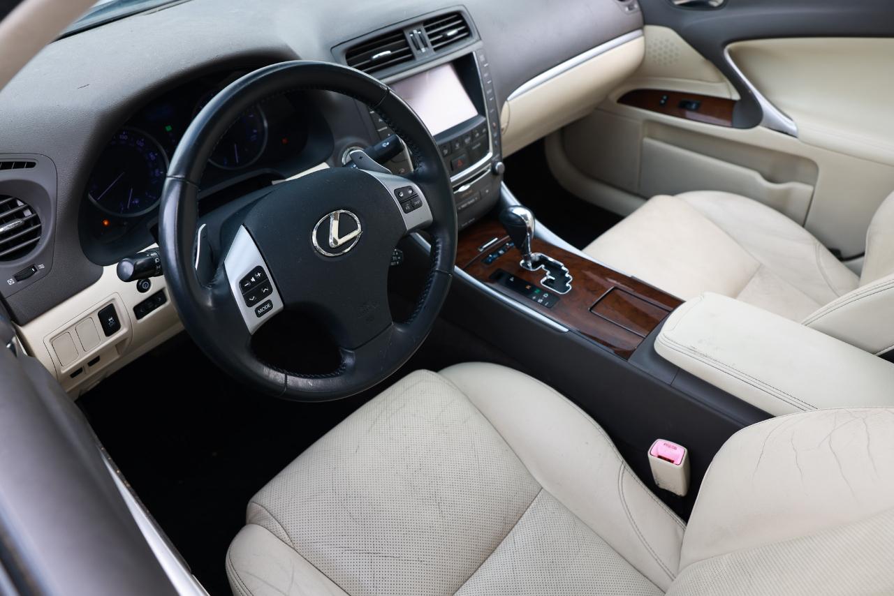 Lexus IS 250  2013