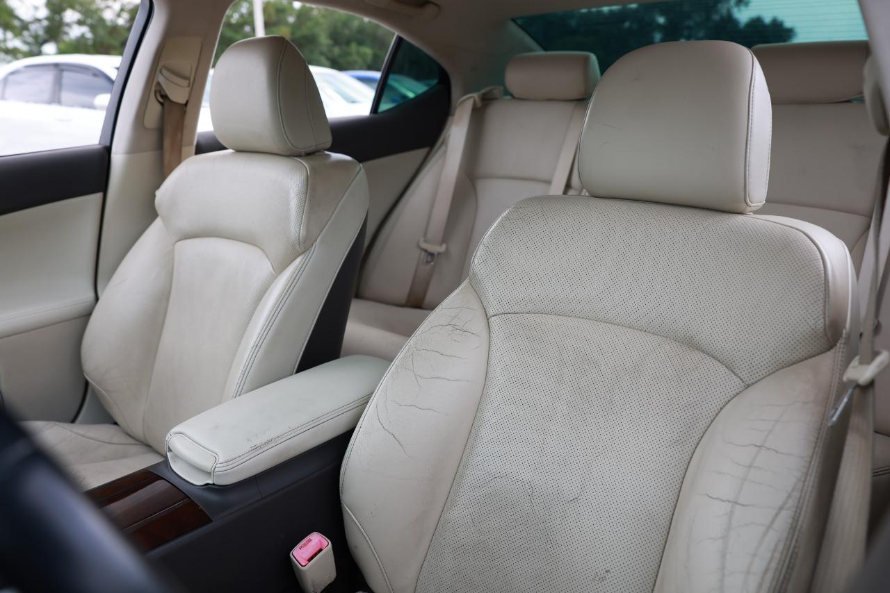 Lexus IS 250  2013