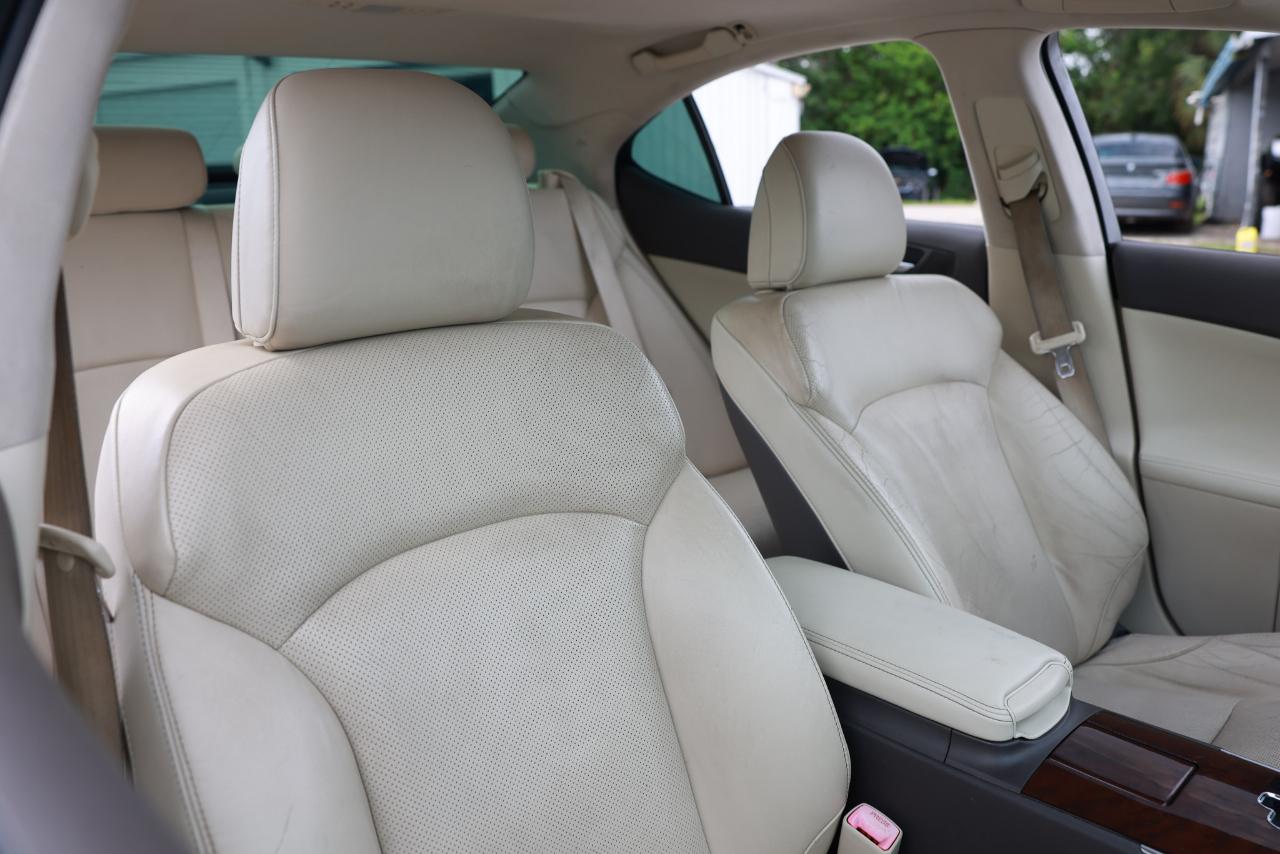 Lexus IS 250  2013