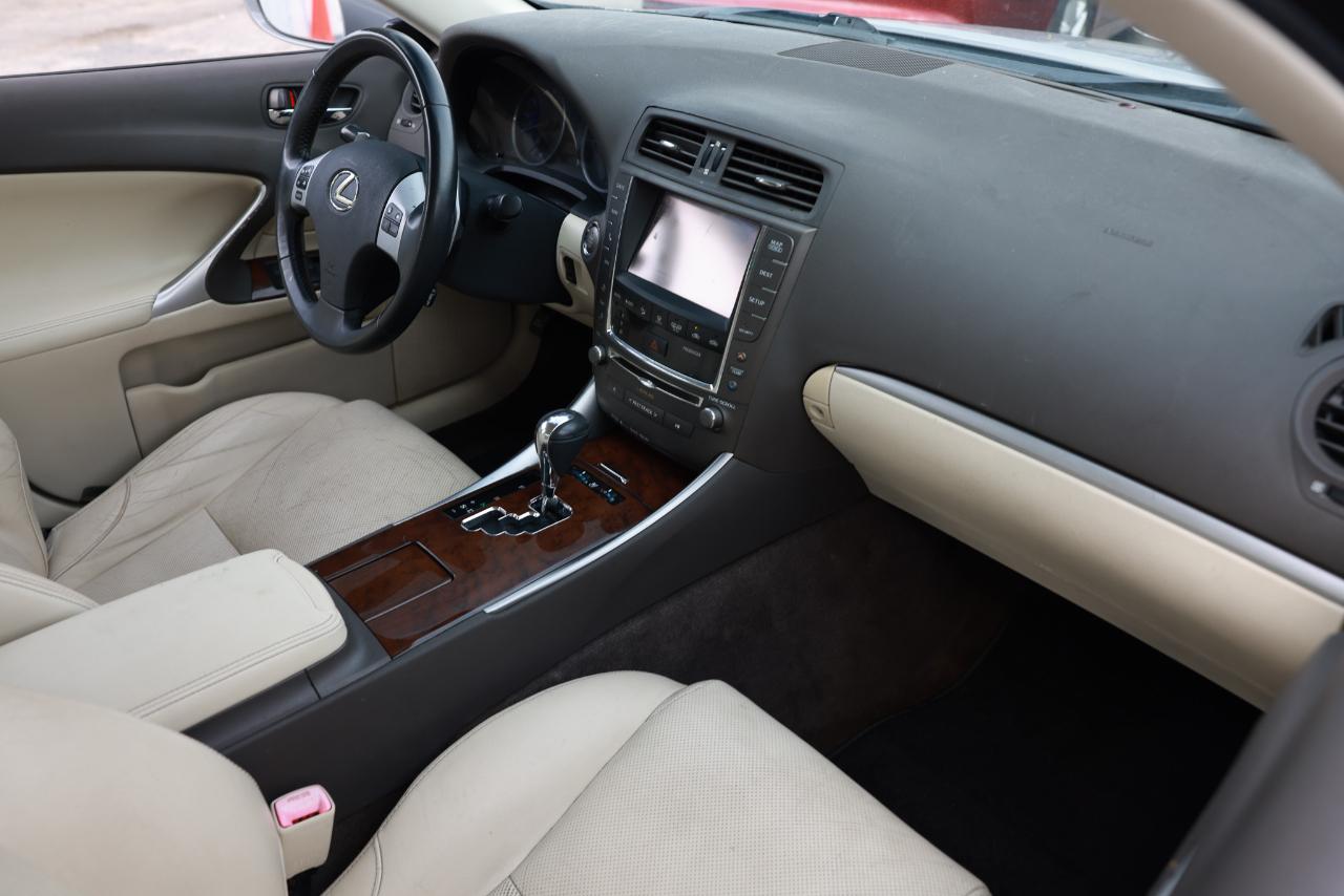 Lexus IS 250  2013