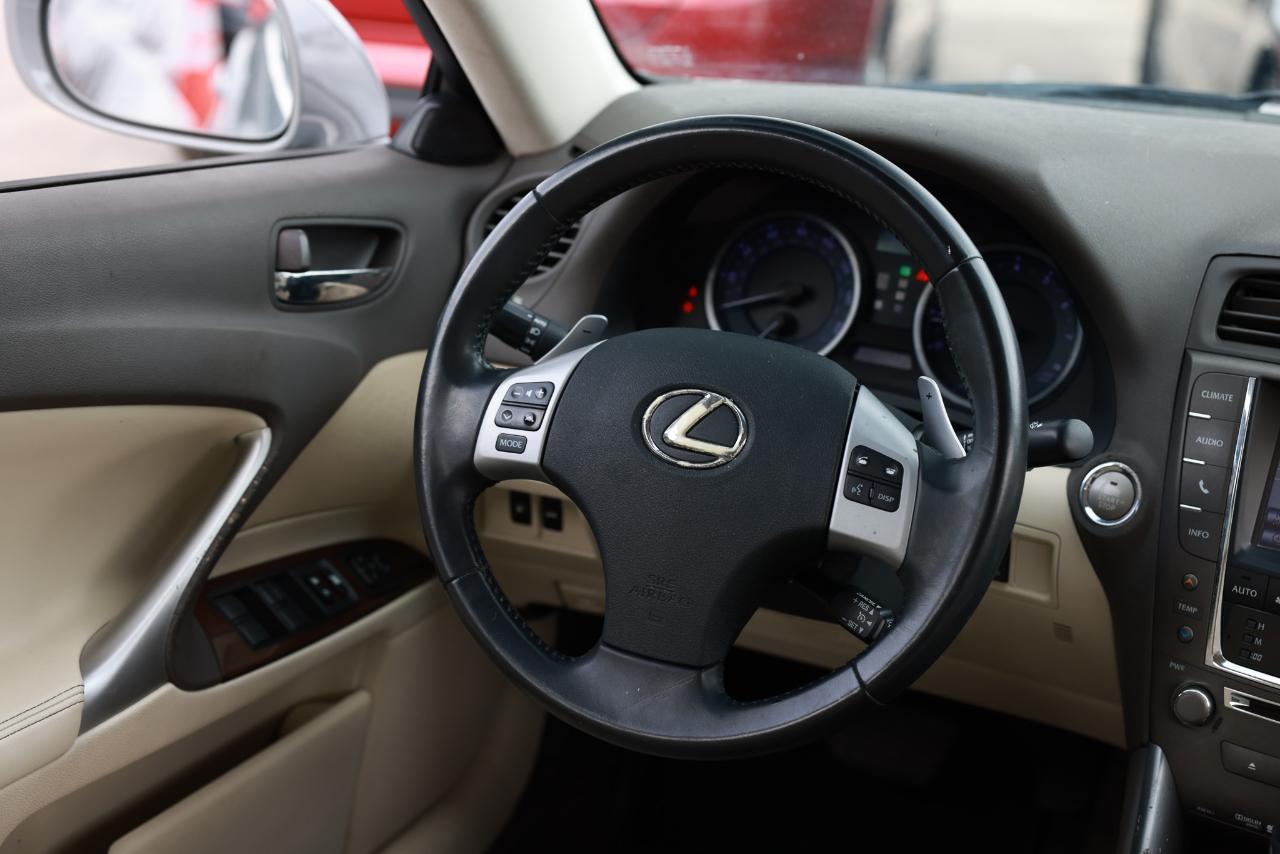 Lexus IS 250  2013