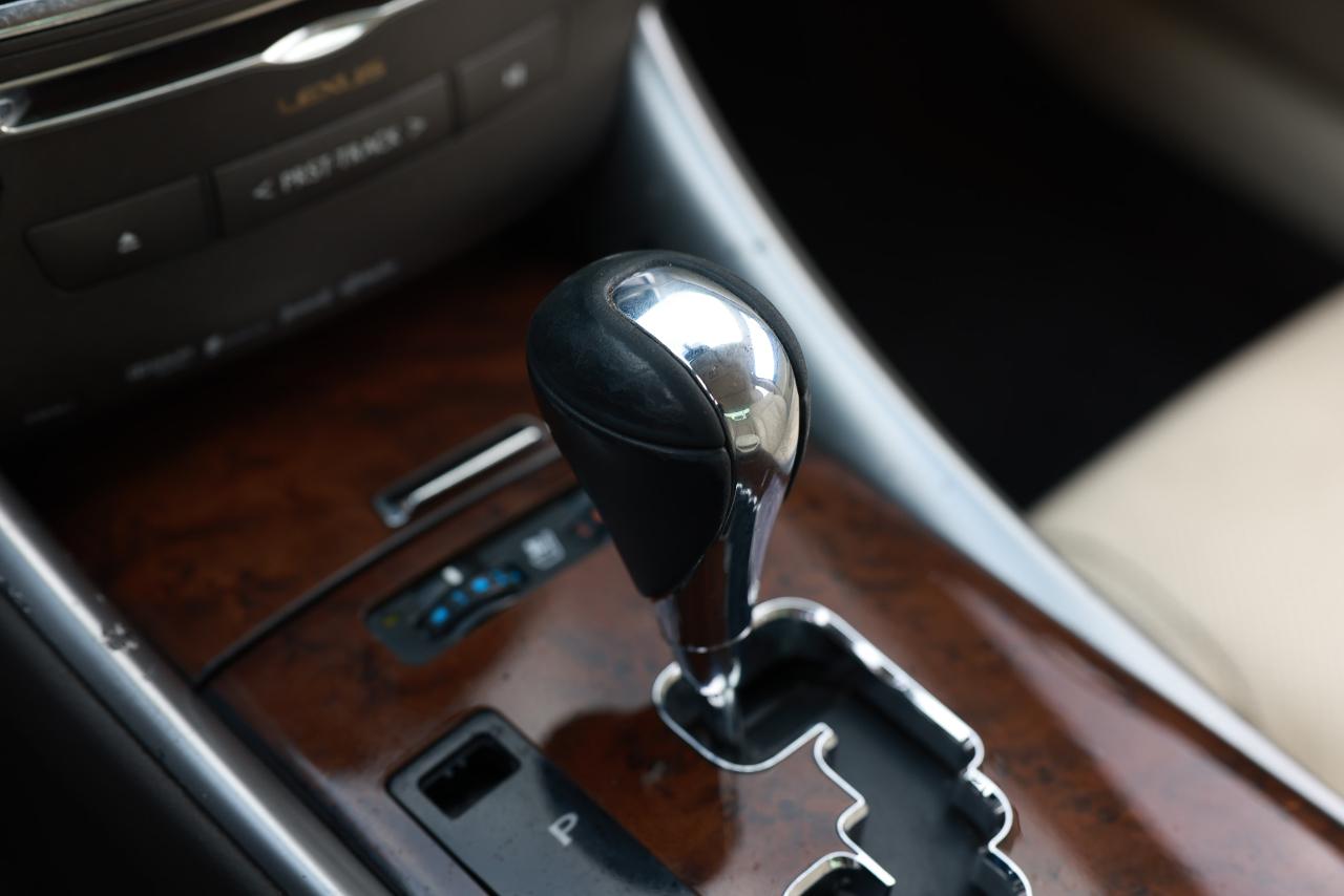 Lexus IS 250  2013