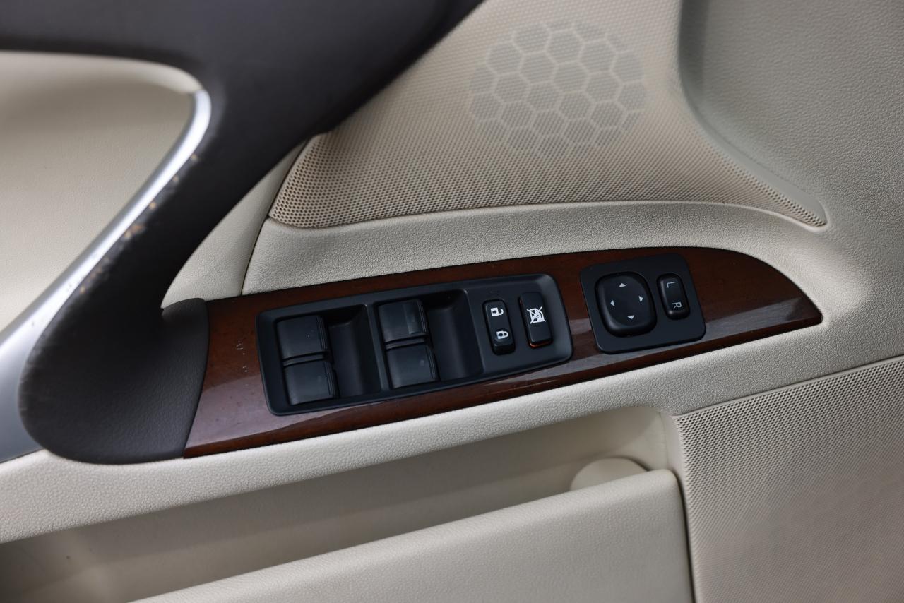 Lexus IS 250  2013