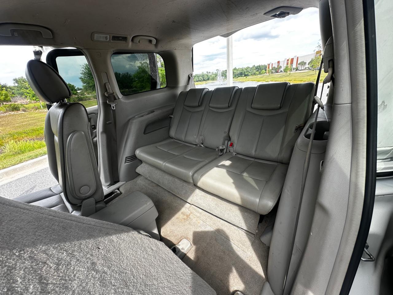 Nissan Quest S 2014