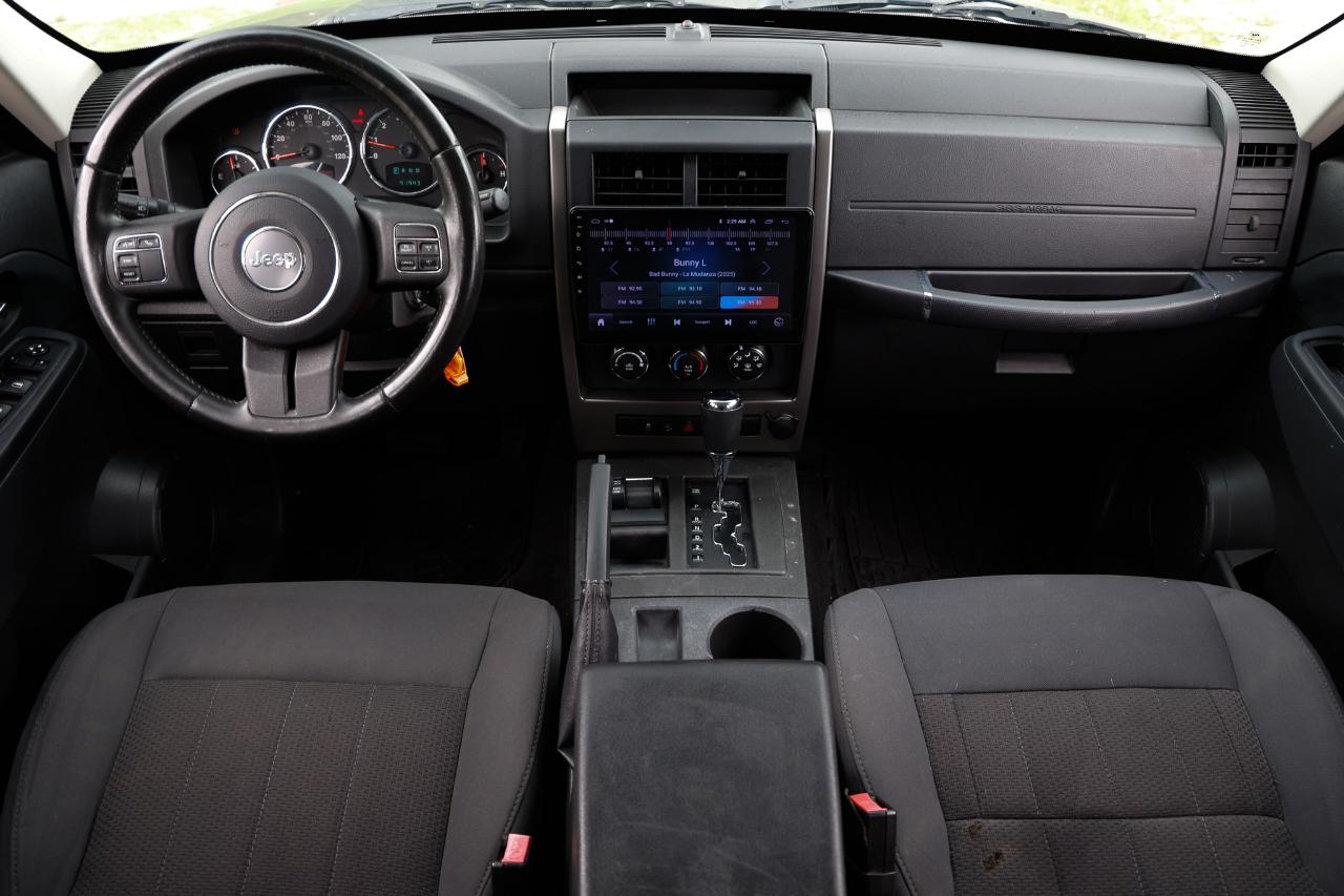 Jeep Liberty  2012