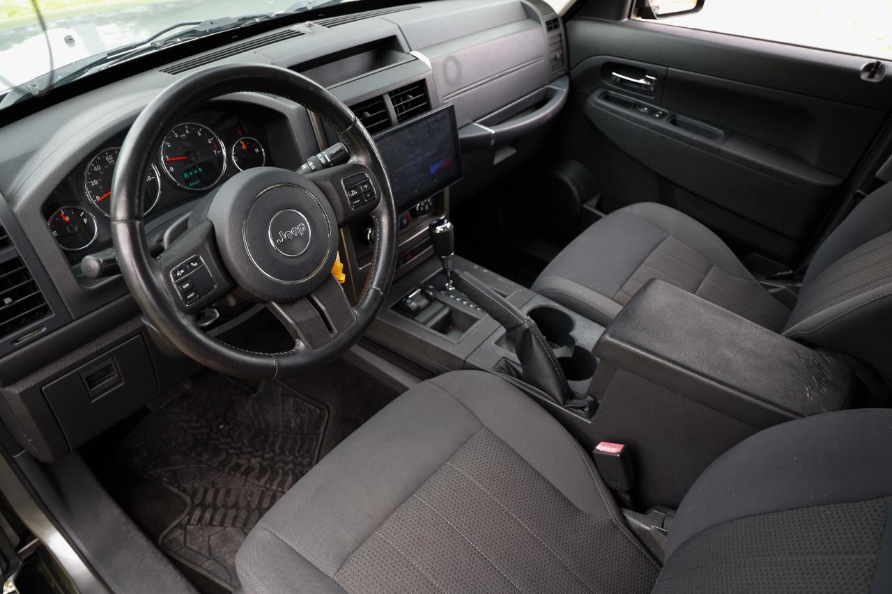 Jeep Liberty  2012