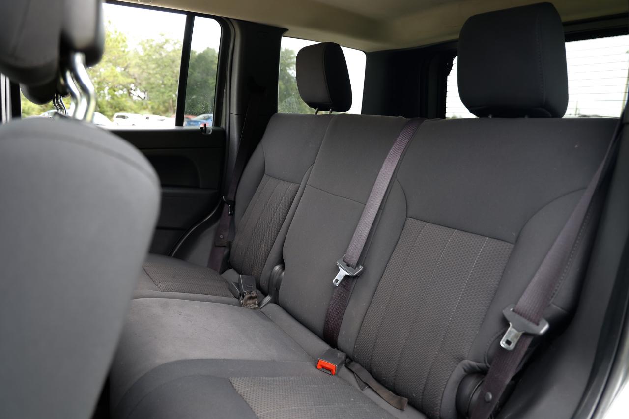 Jeep Liberty  2012