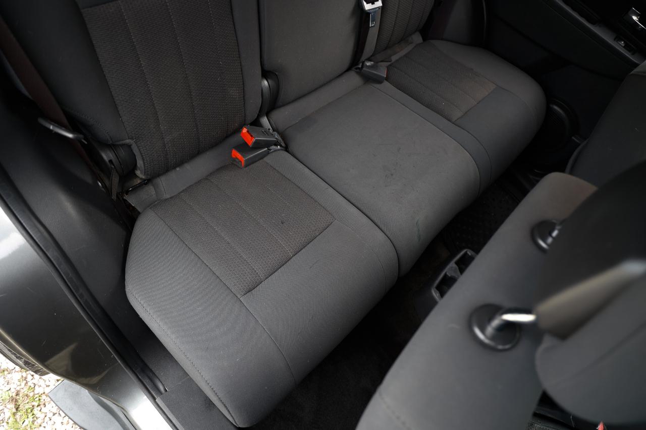Jeep Liberty  2012