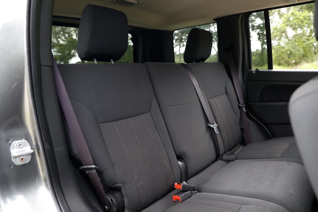Jeep Liberty  2012