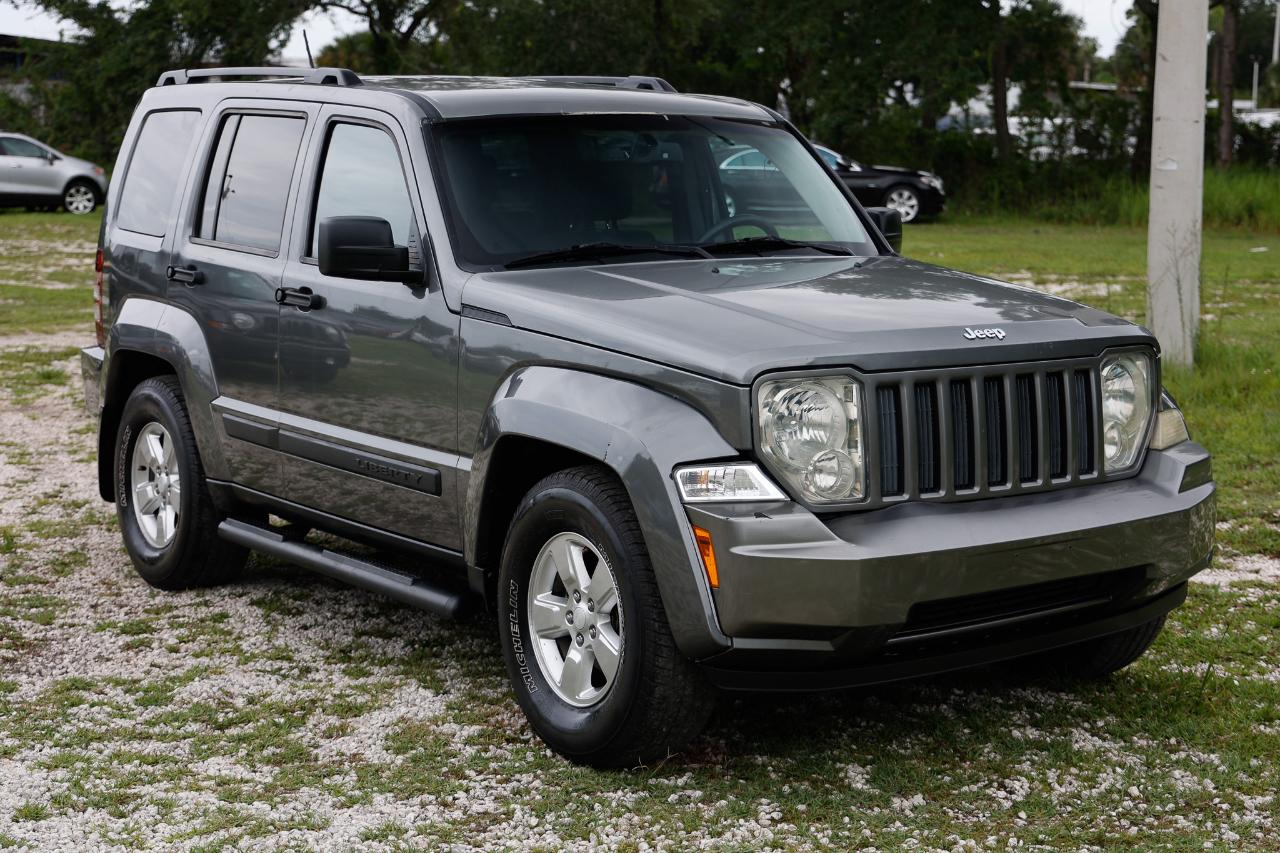 Jeep Liberty  2012