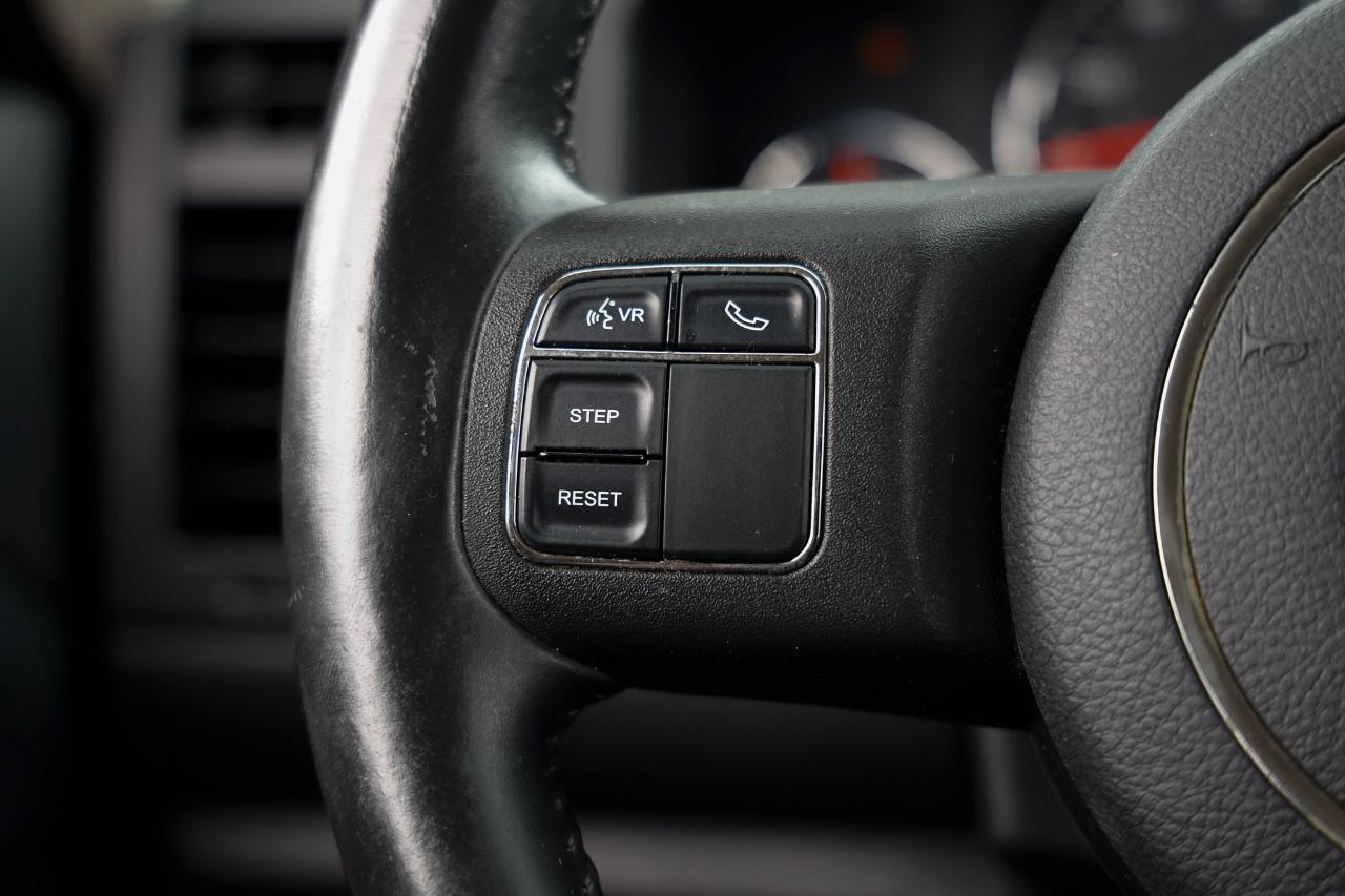 Jeep Liberty  2012