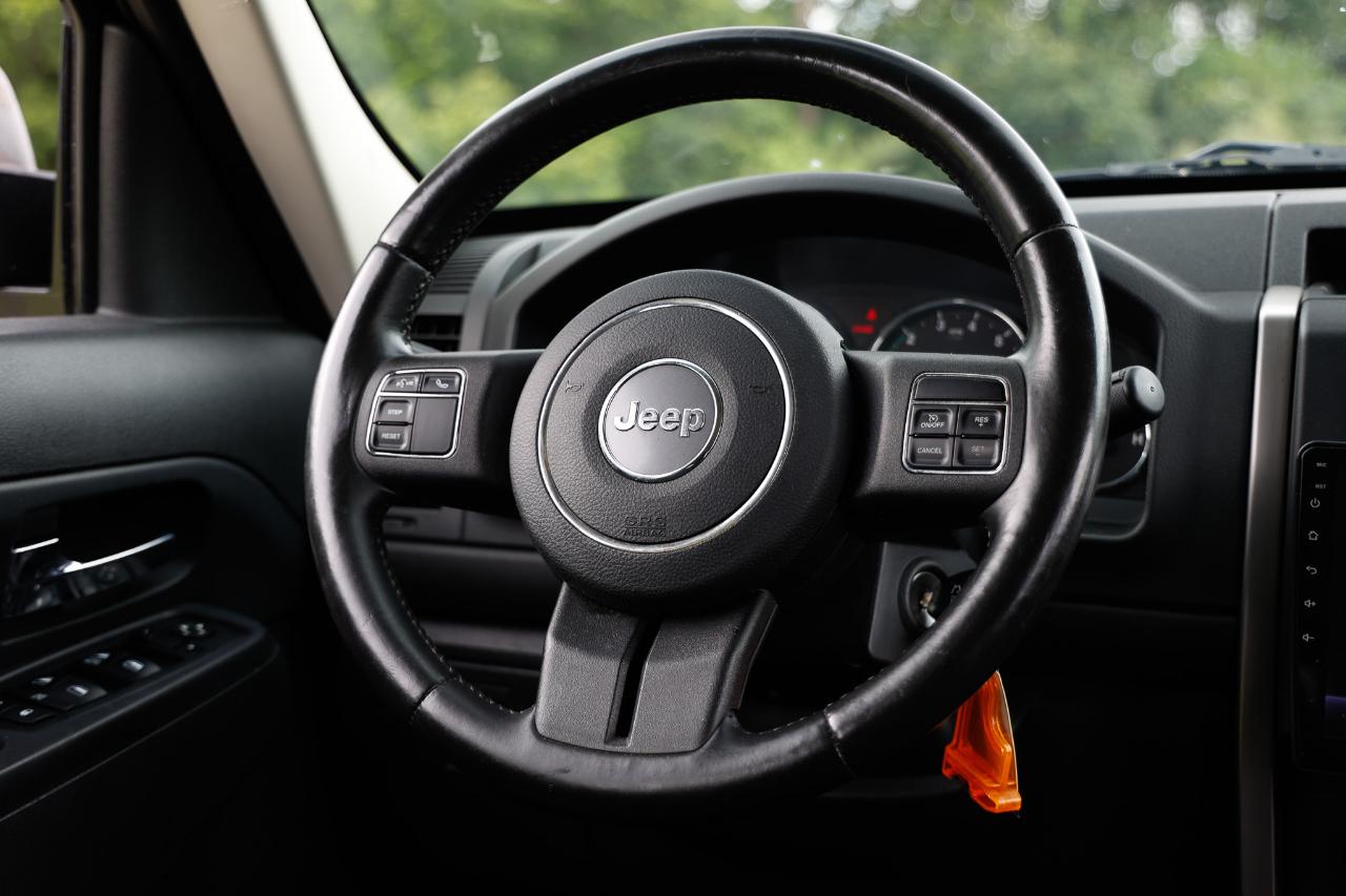 Jeep Liberty  2012