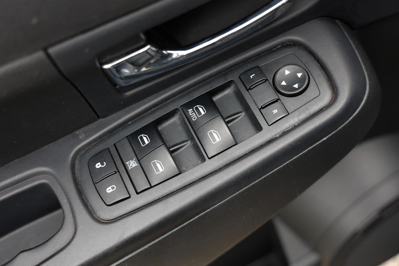 Jeep Liberty  2012