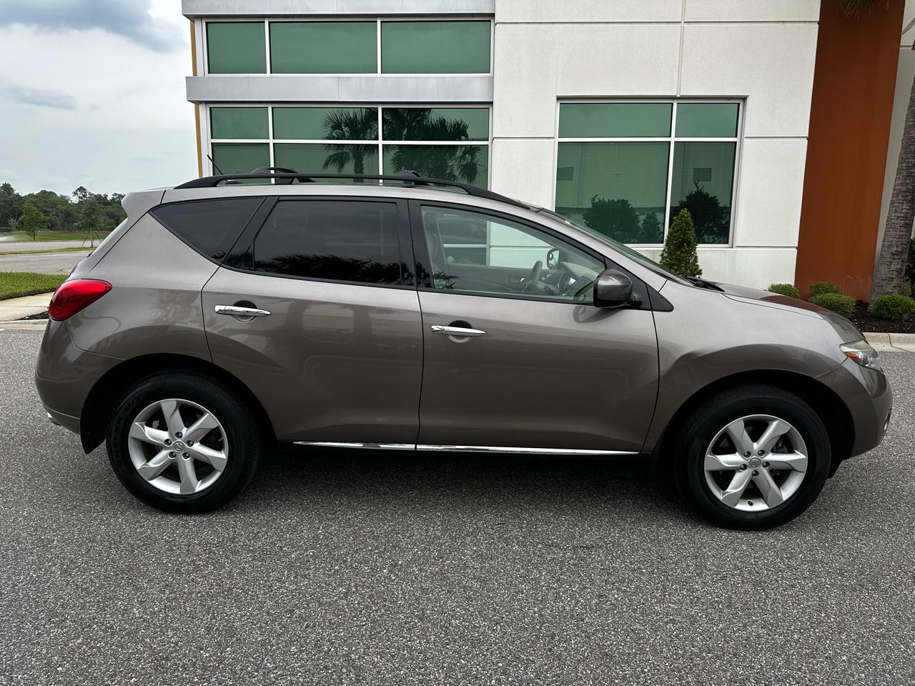 Nissan Murano S 2009