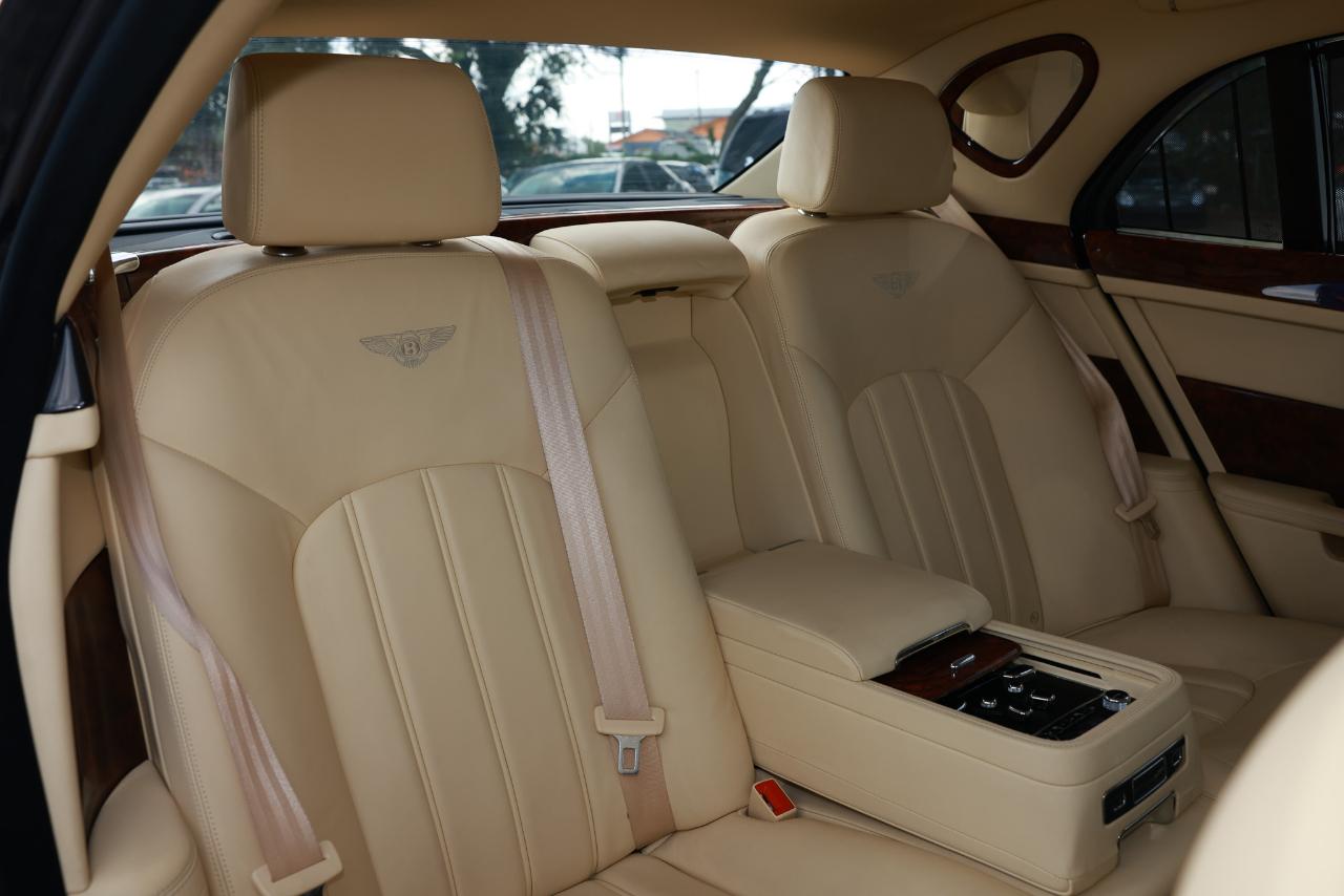 Bentley Mulsanne  2012