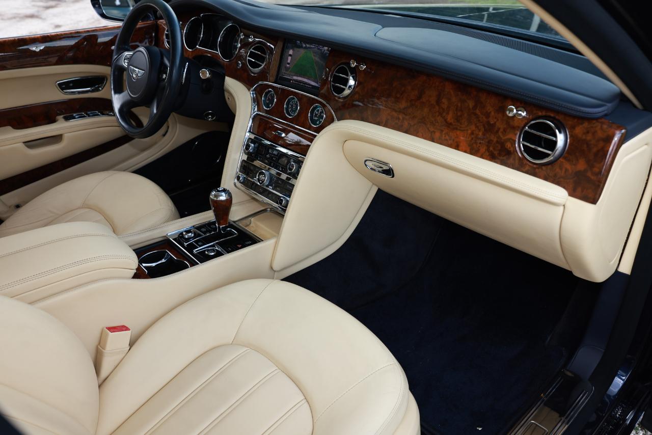 Bentley Mulsanne  2012