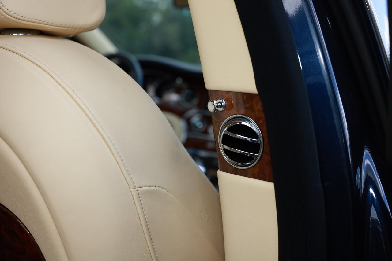 Bentley Mulsanne  2012
