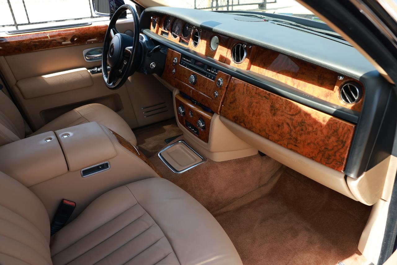 Rolls-Royce Phantom  2006