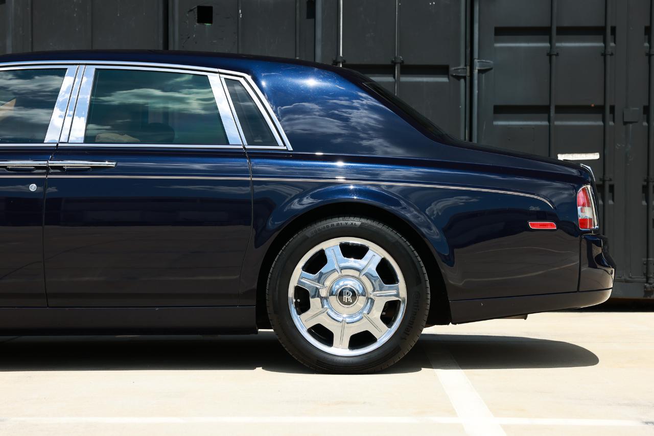 Rolls-Royce Phantom  2006