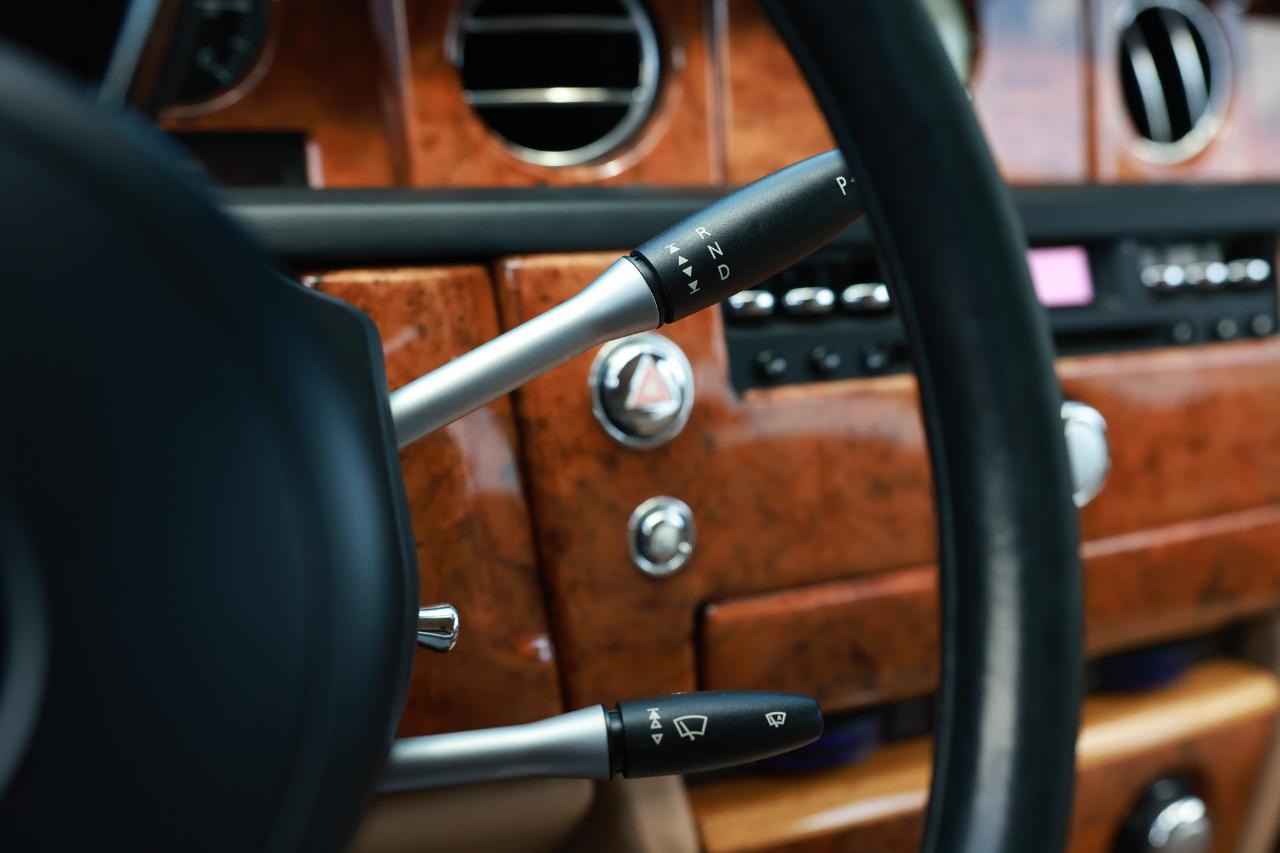 Rolls-Royce Phantom  2006
