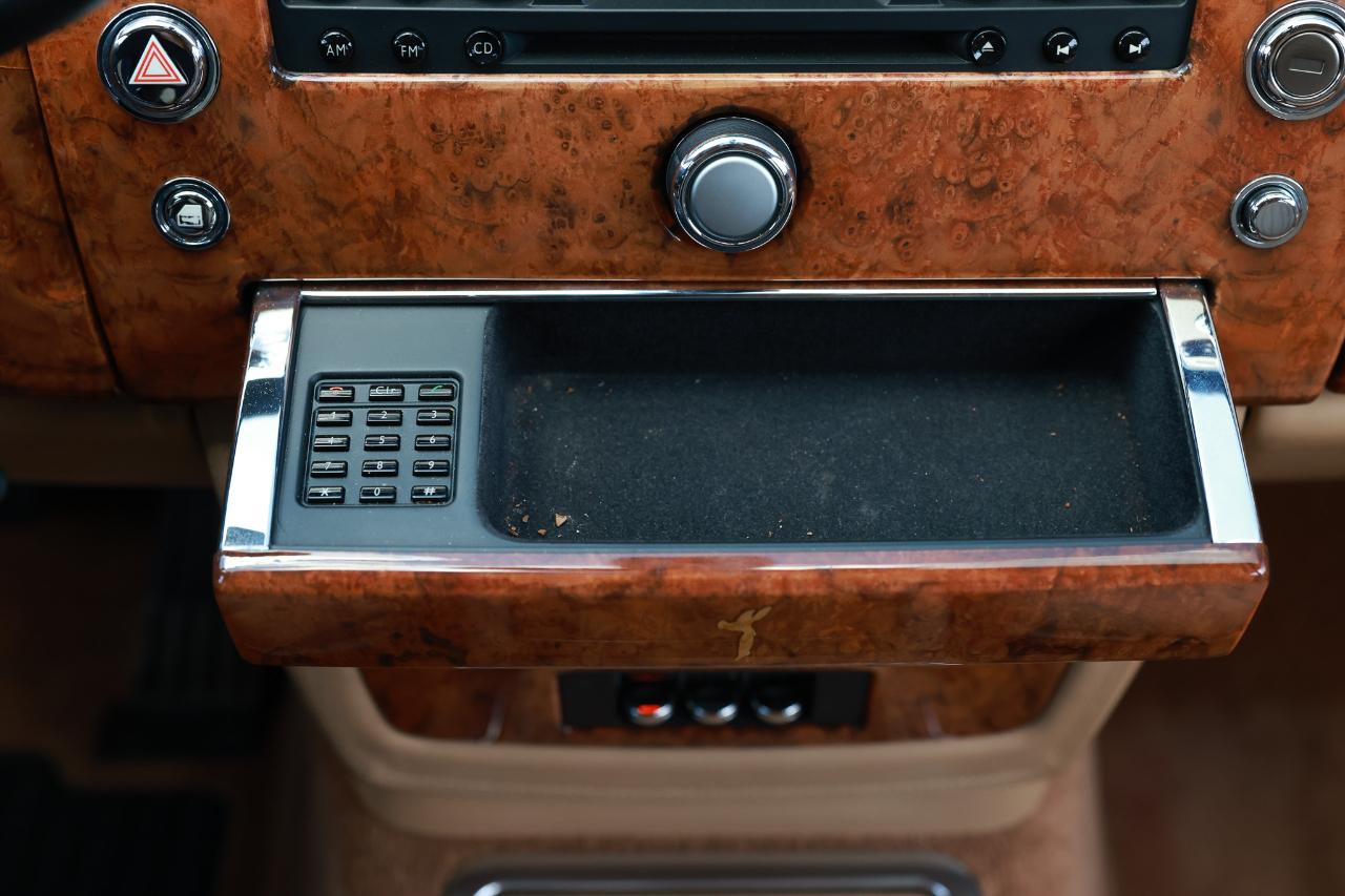 Rolls-Royce Phantom  2006