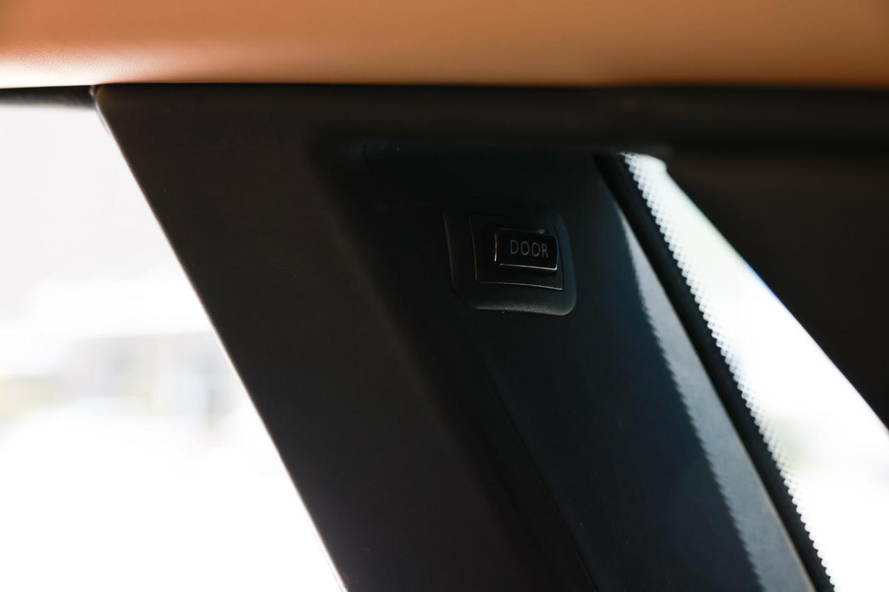 Rolls-Royce Phantom  2006