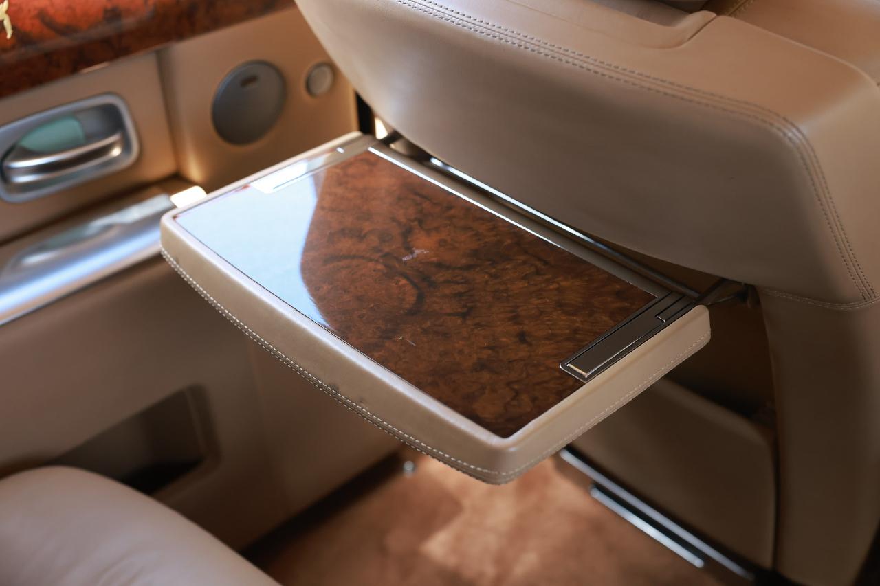 Rolls-Royce Phantom  2006