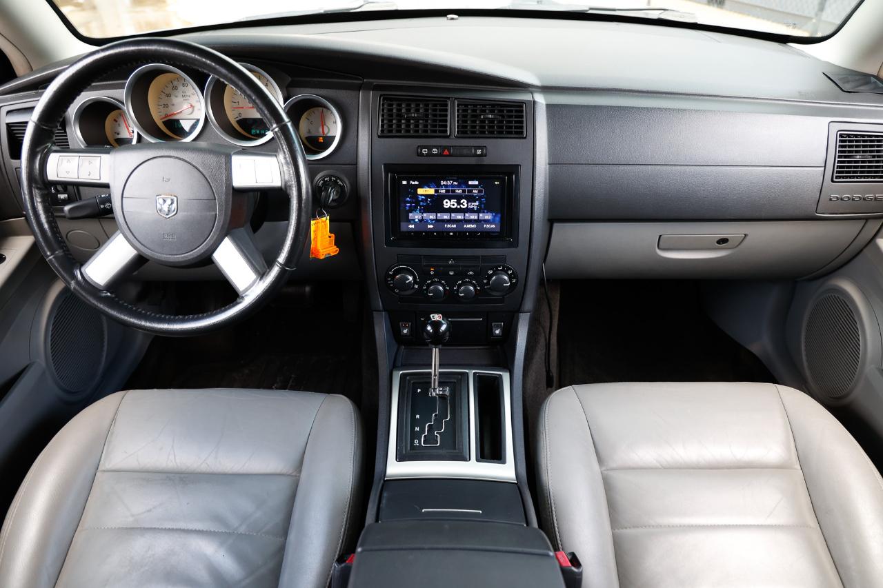 Dodge Magnum  2006