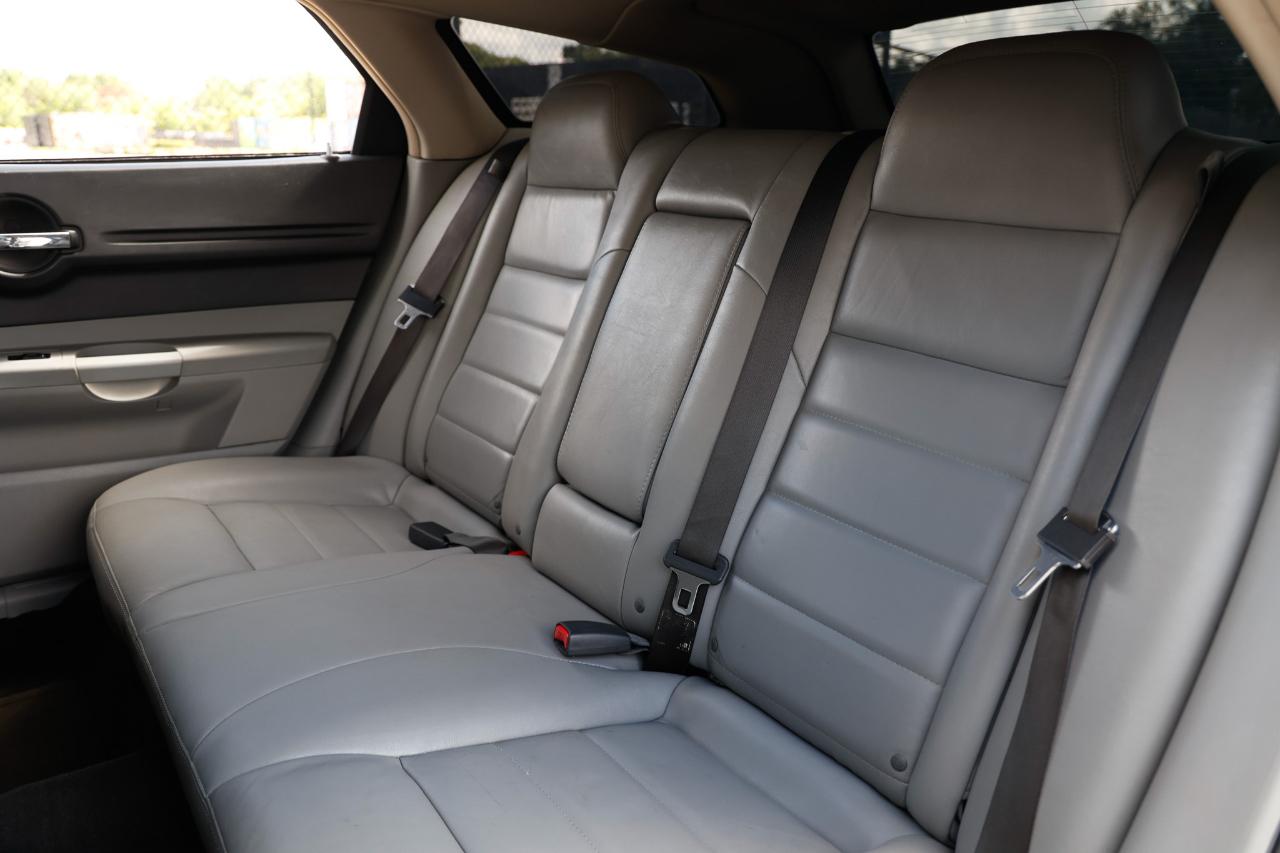 Dodge Magnum  2006
