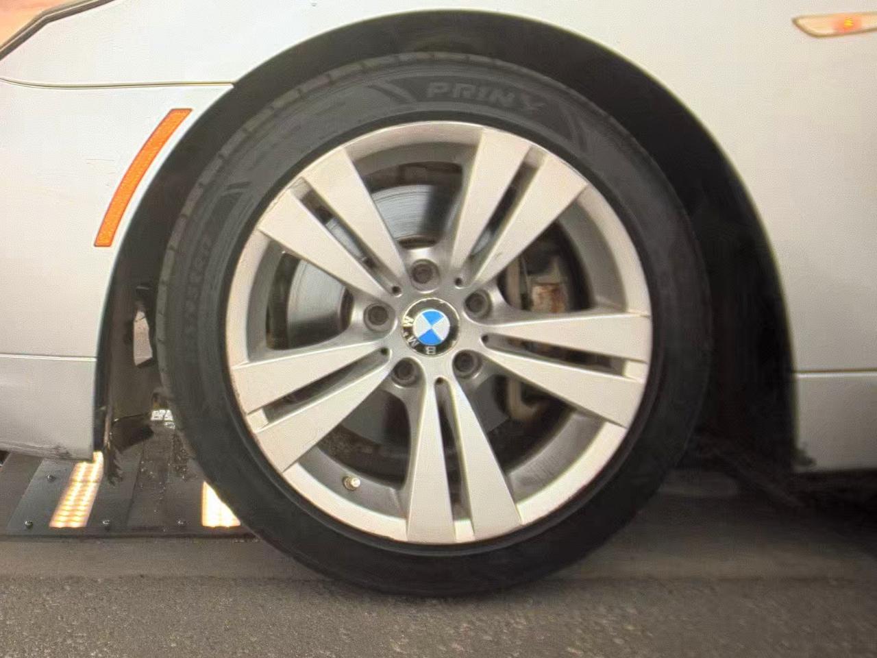 BMW 528i  2010