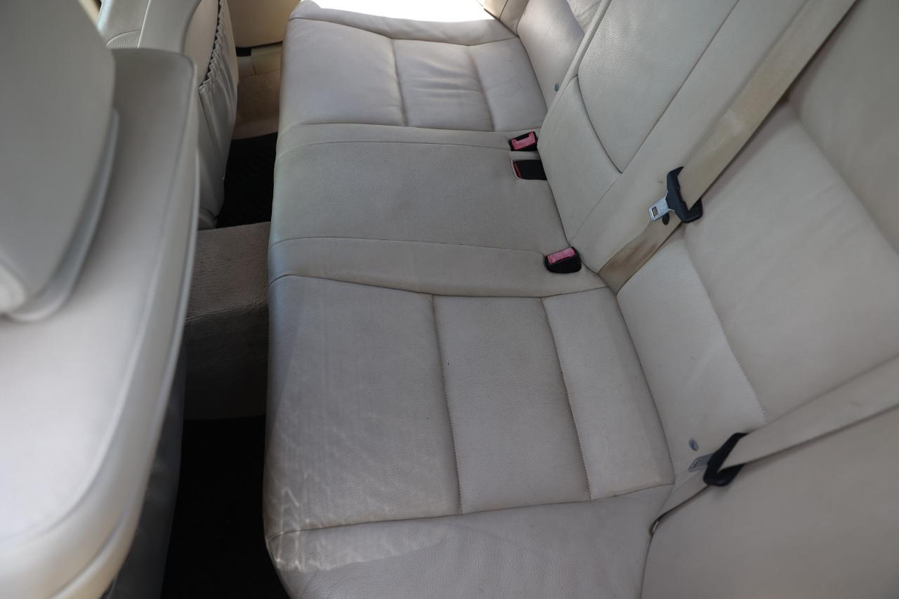 BMW 528i  2010