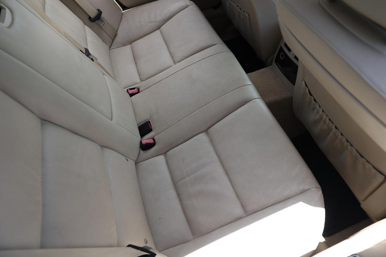 BMW 528i  2010