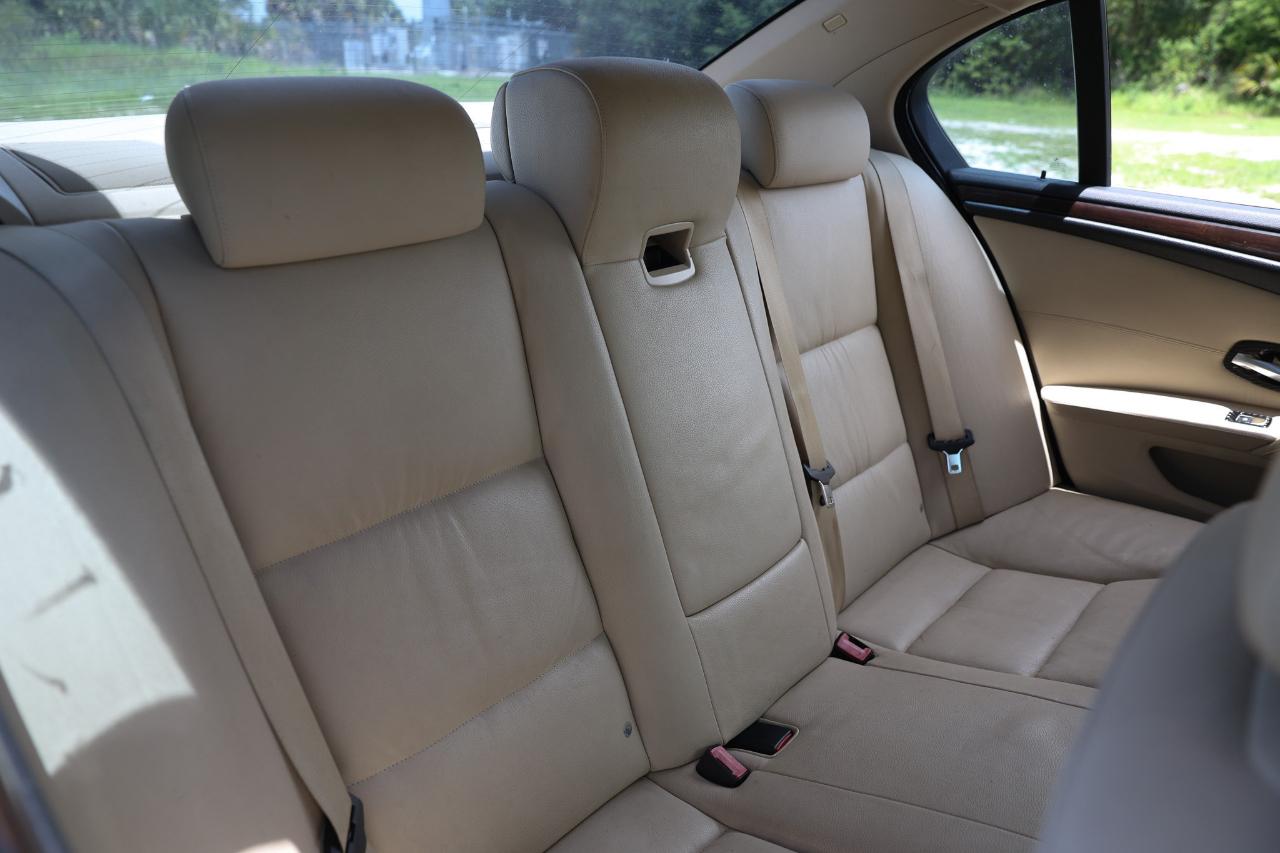 BMW 528i  2010