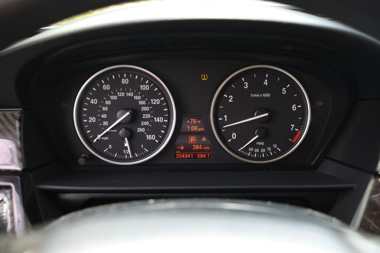 BMW 528i  2010