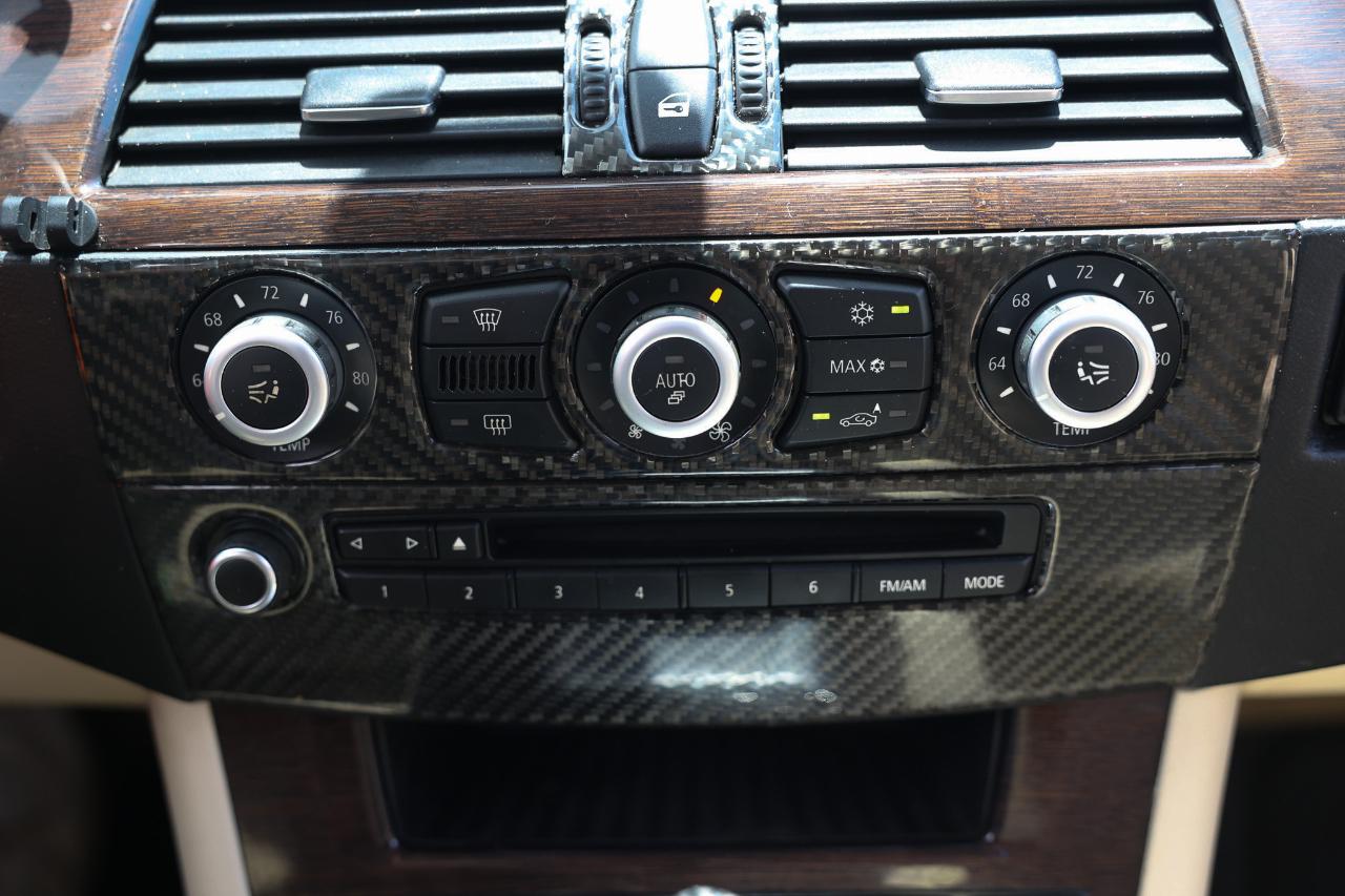 BMW 528i  2010