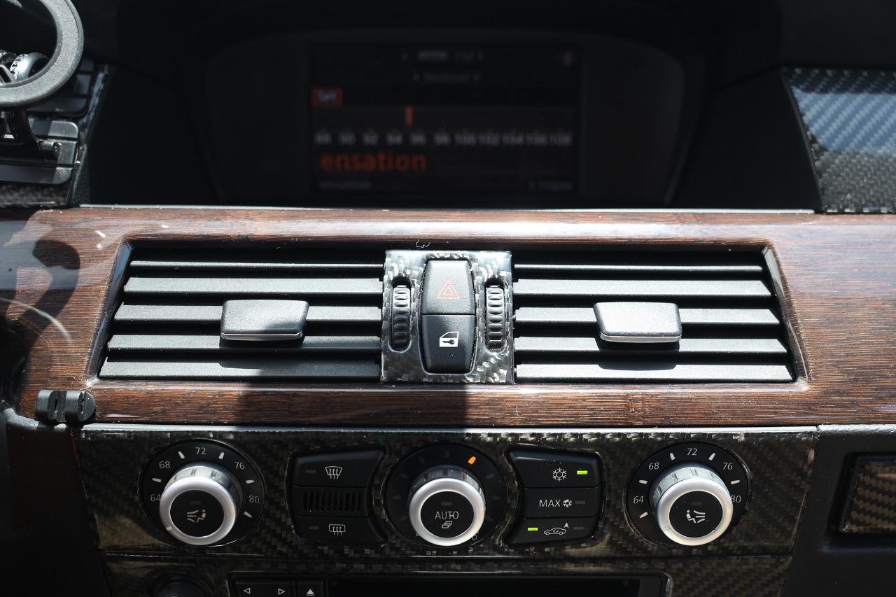BMW 528i  2010