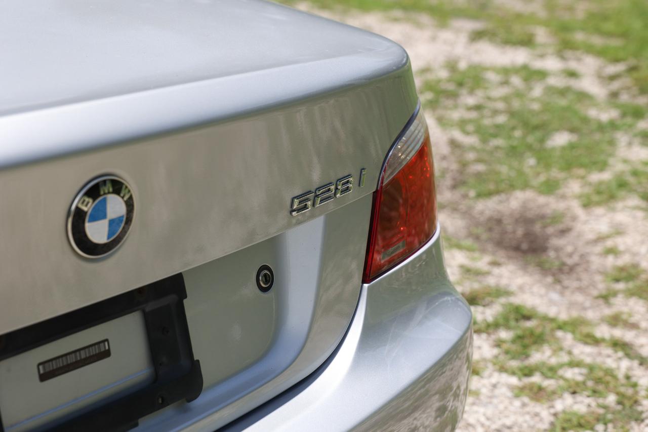 BMW 528i  2010