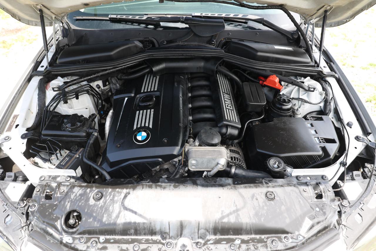 BMW 528i  2010