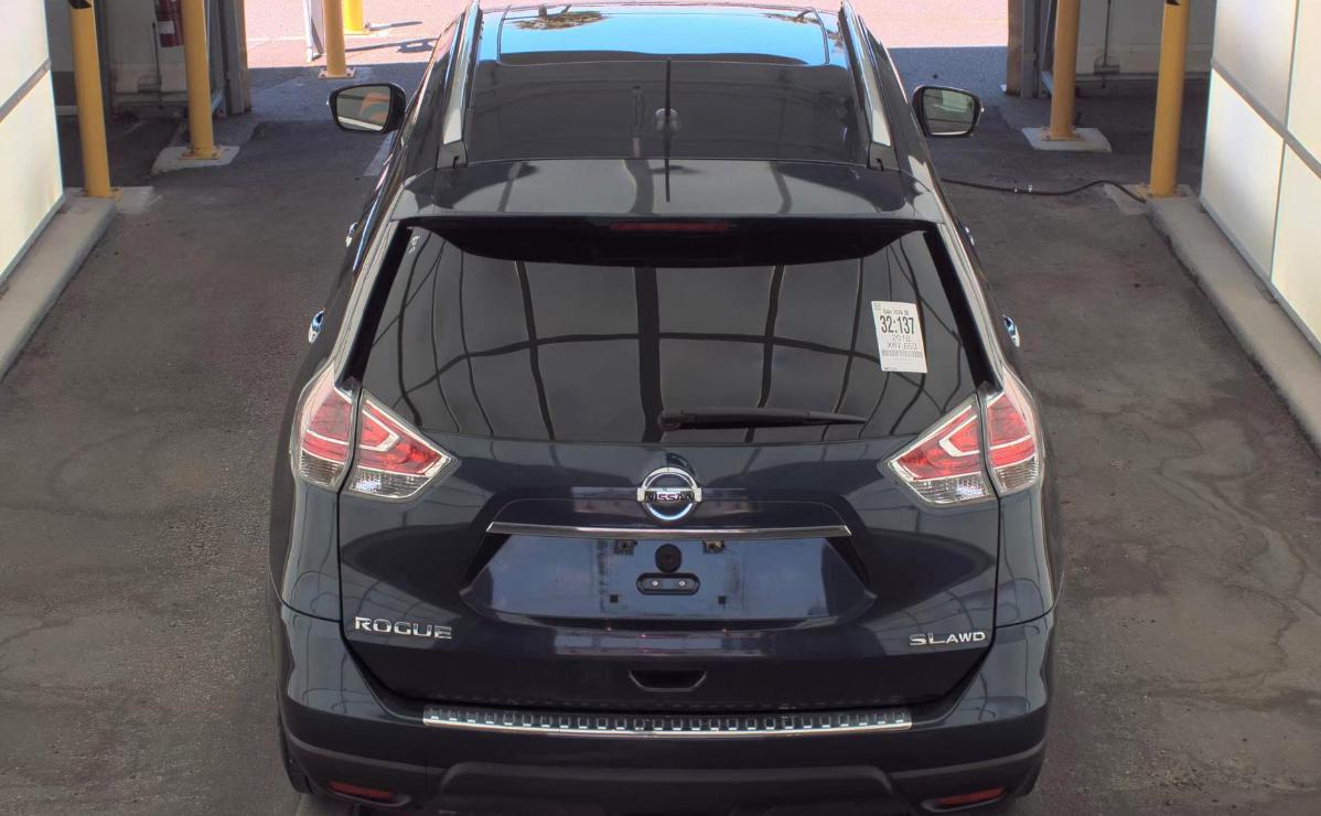 Nissan Rogue  2016