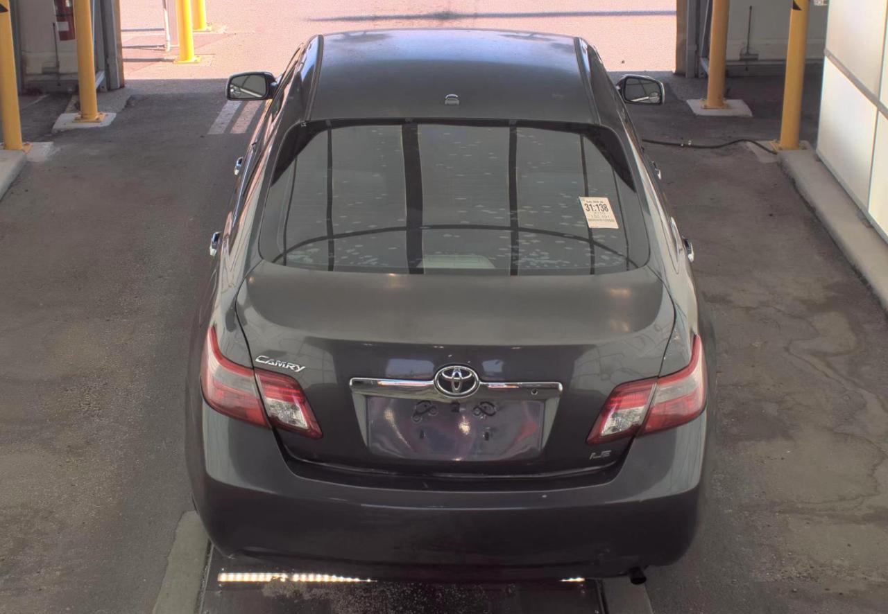 Toyota Camry  2010
