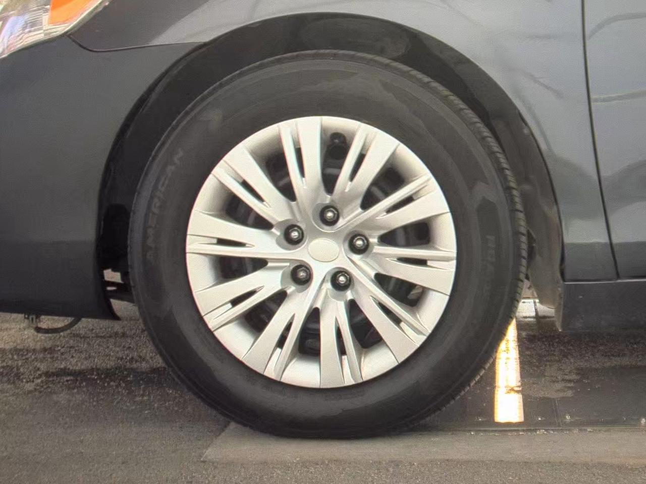 Toyota Camry  2010