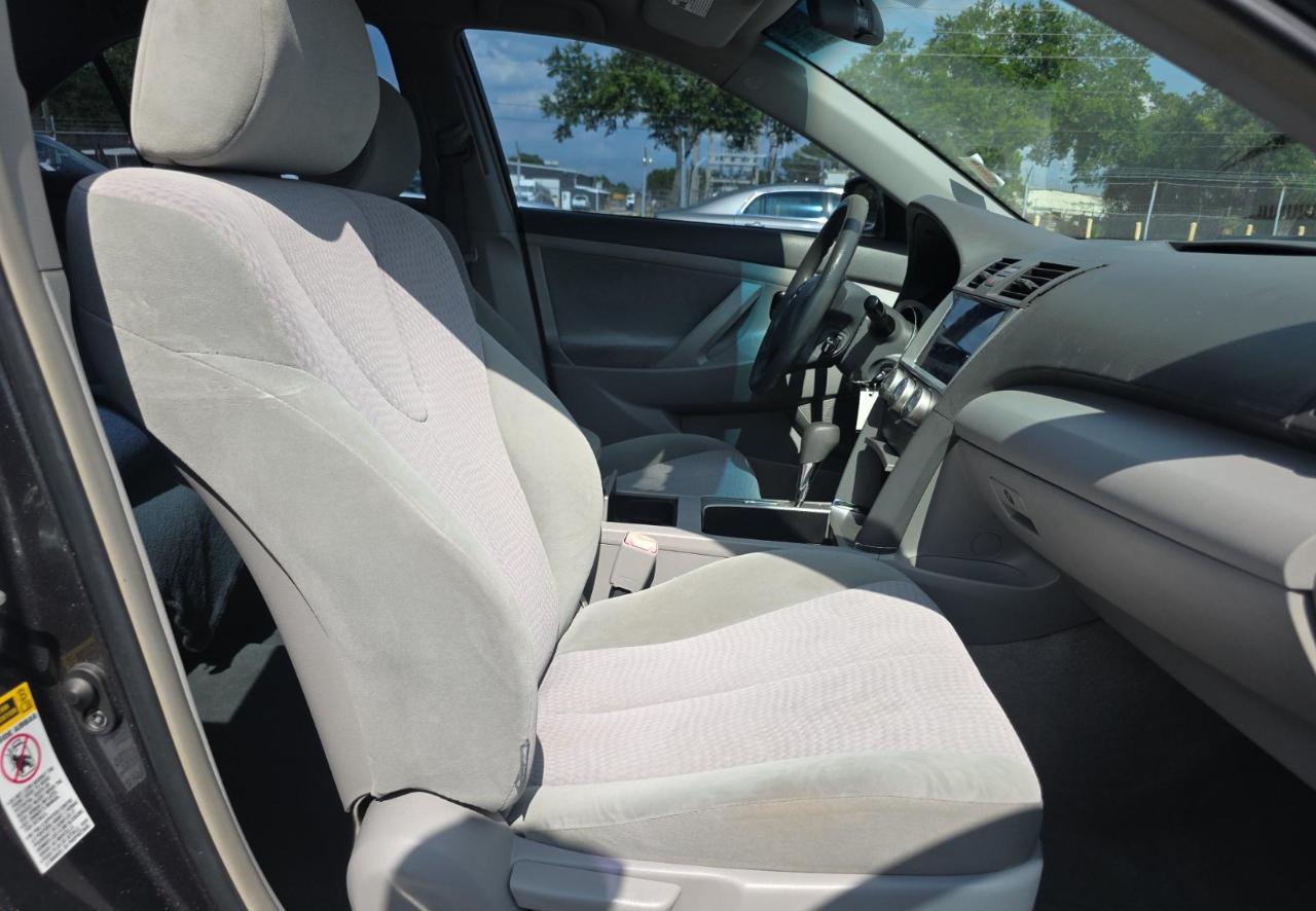 Toyota Camry  2010