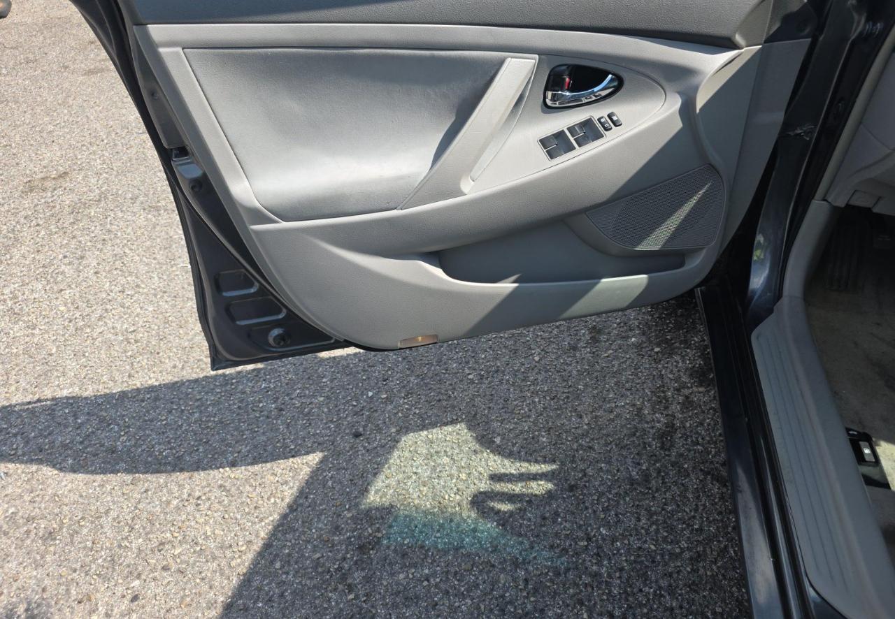 Toyota Camry  2010