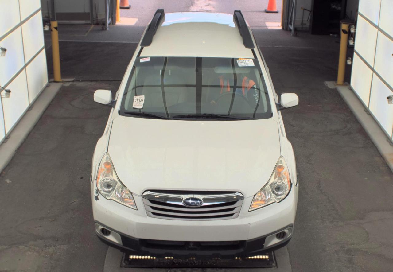 Subaru Outback  2012