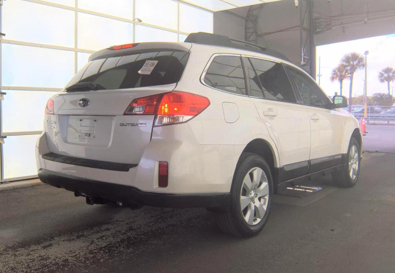 Subaru Outback  2012