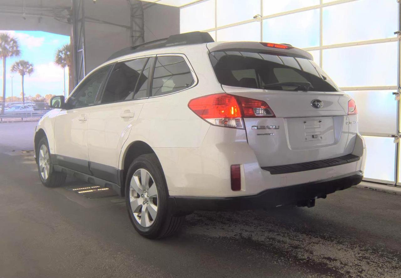 Subaru Outback  2012