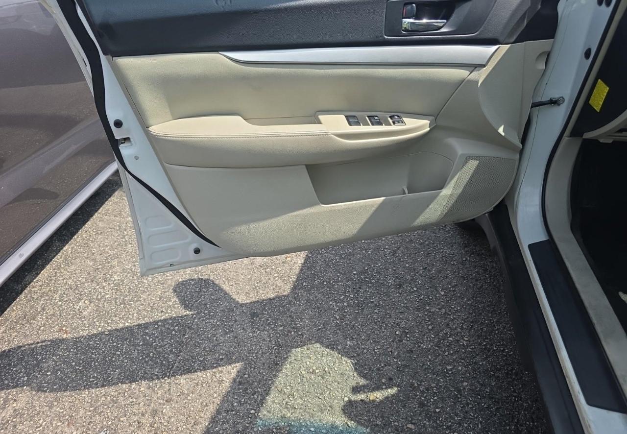 Subaru Outback  2012