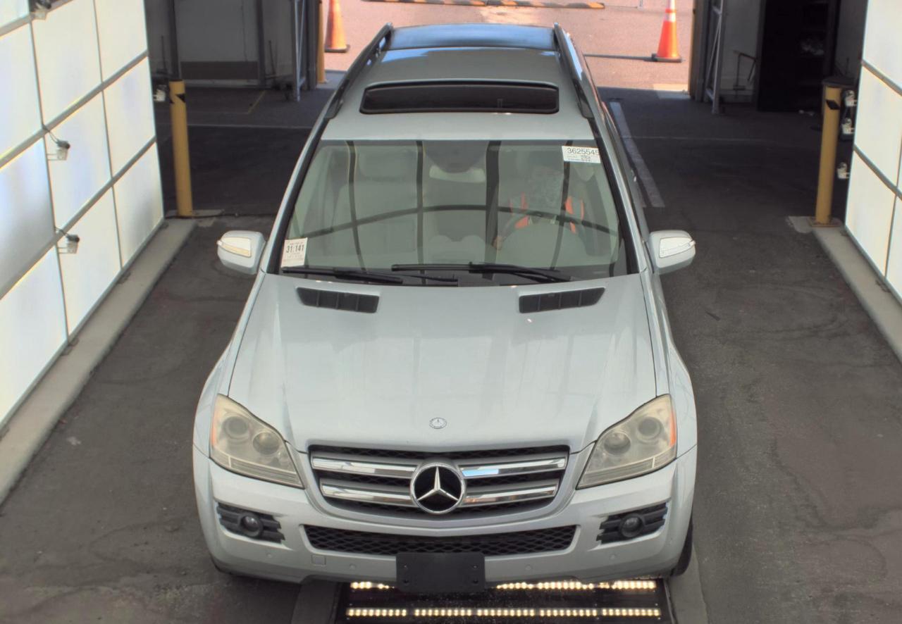 Mercedes-Benz GL-Class  2009